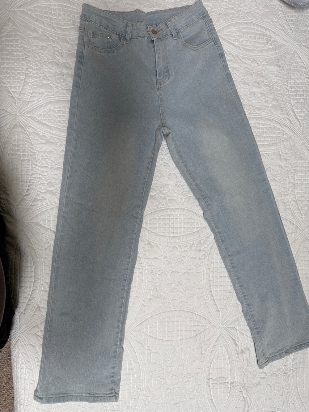 Women’s  Light Blue Straight-Leg Jeans